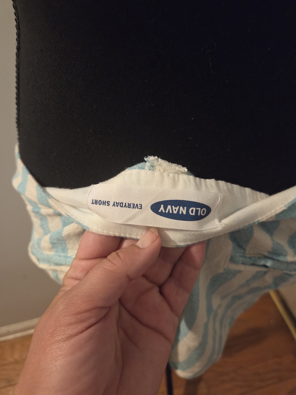 Old Navy Teal and White Striped Shorts - Picture 7 of 8